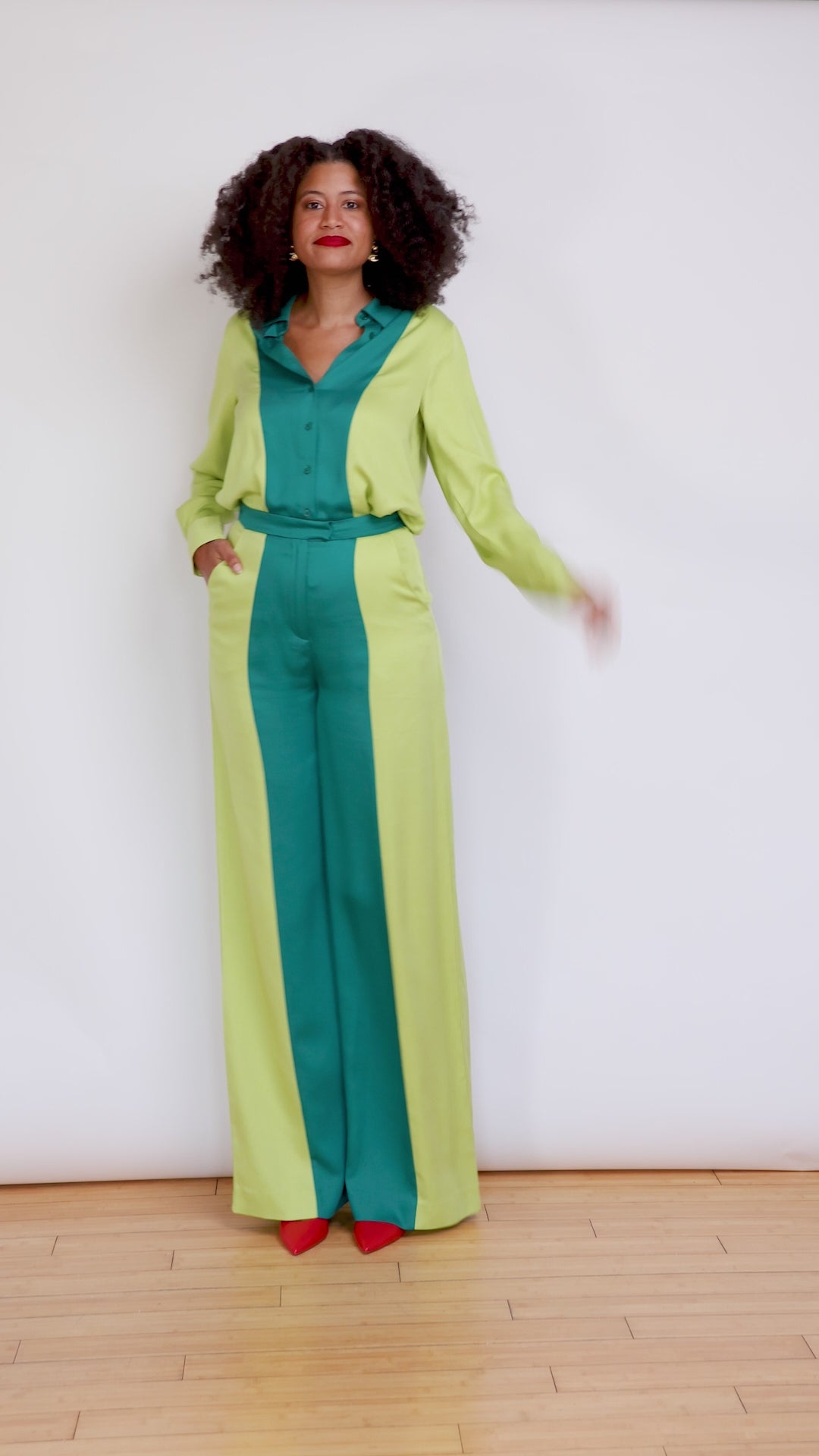 London Two-Tone Wide Leg Pants feature colorblocking of jungle green and chartreuse worn with matching shirt for a modern workwear set.